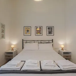 yid-design-apt-in-the-heart-of-city-out-of-ztl-n1.it-tuscanyhotel.com/